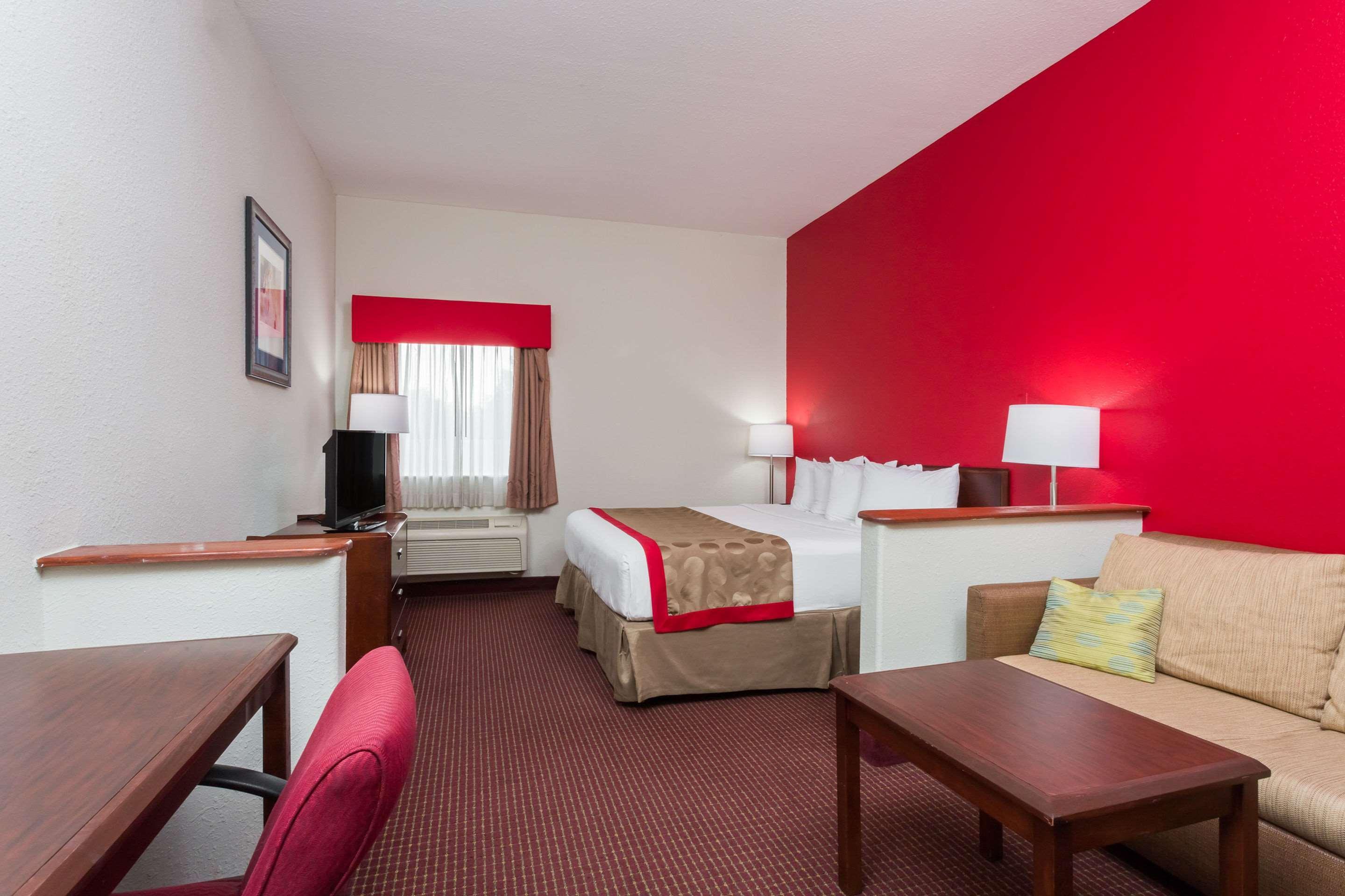 Quality Inn Zephyrhills-Dade City מראה חיצוני תמונה